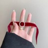 N324 Pearl Circle Velvet Collar